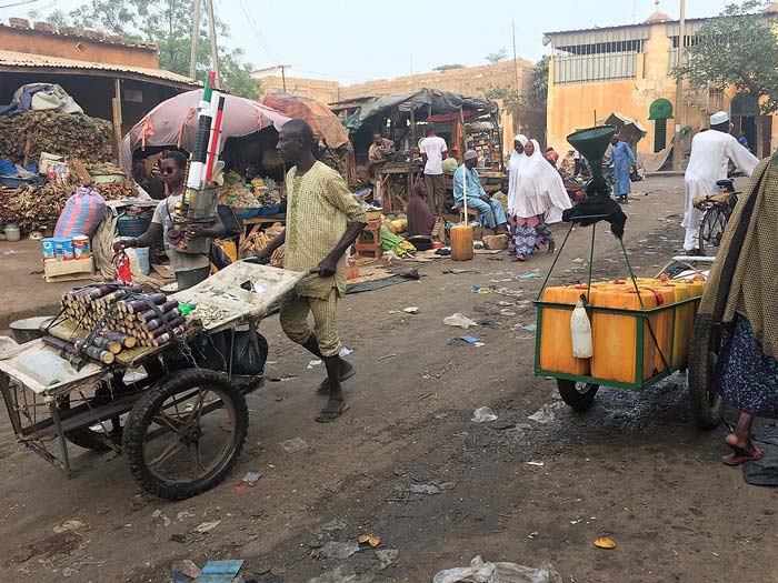 about niger street life
