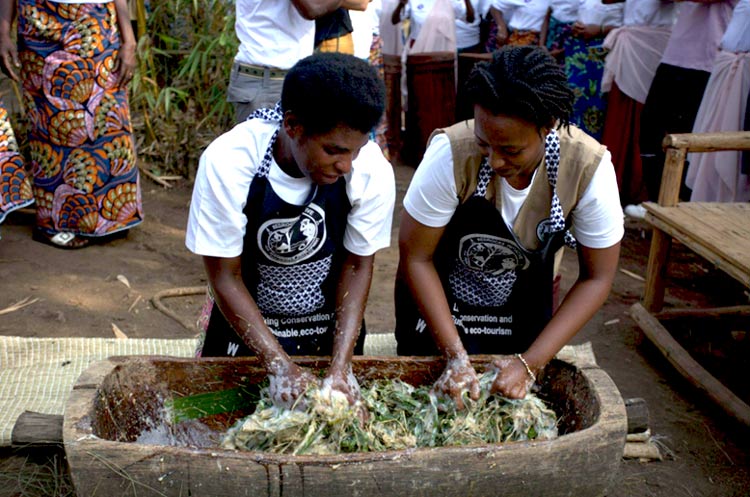 Nkotsi Rwanda, banana beer
